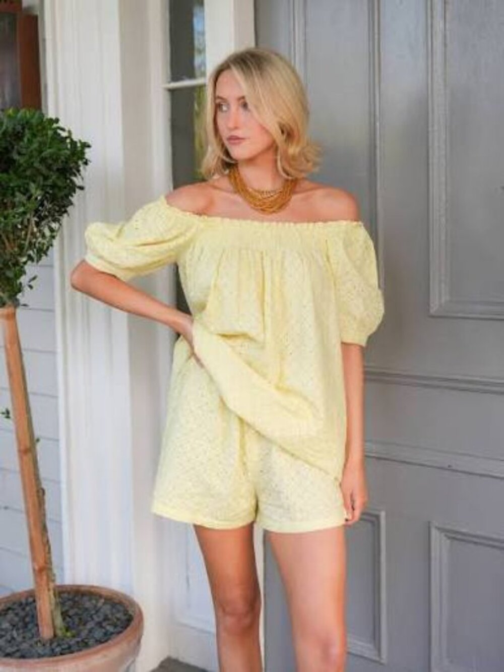 Darling Loungewear Yellow Eyelet Sweet and Short Set Size Small